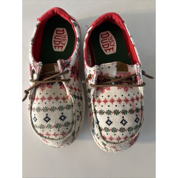 Hey Dude Wally Shoes Kids 13 Ugly Sweater Canvas Shoes Christmas Loafers.‎ 3208 - Picture 1 of 9